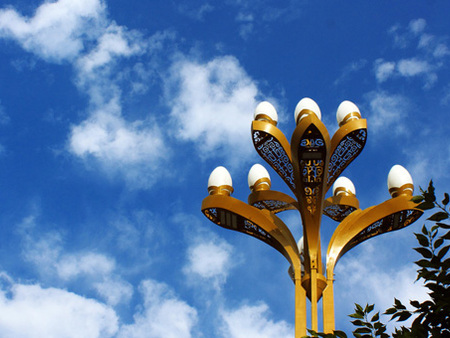 太陽能路燈優勢節約能源改善環境